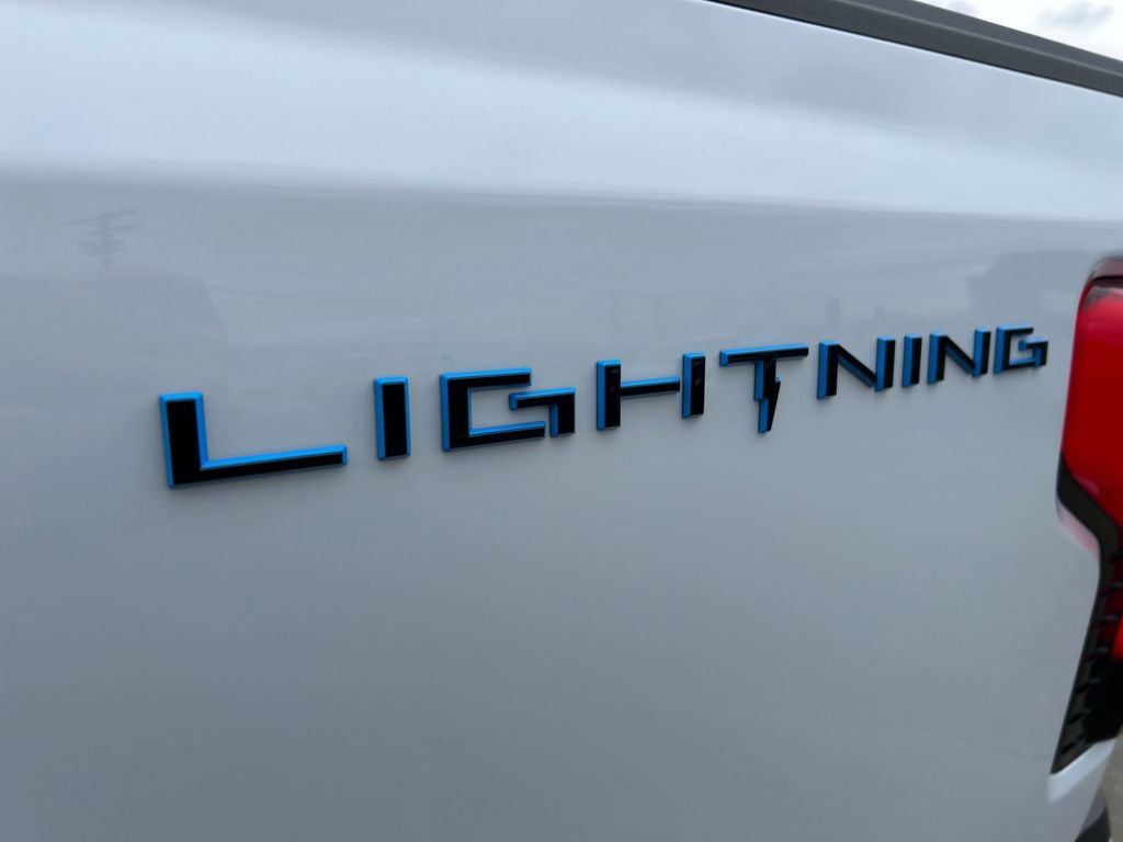 2025 Ford F-150 Lightning Lariat