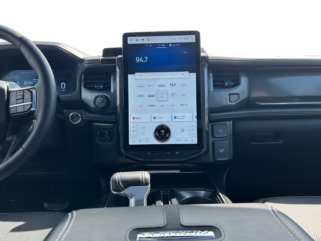2025 Ford F-150 Lightning Platinum