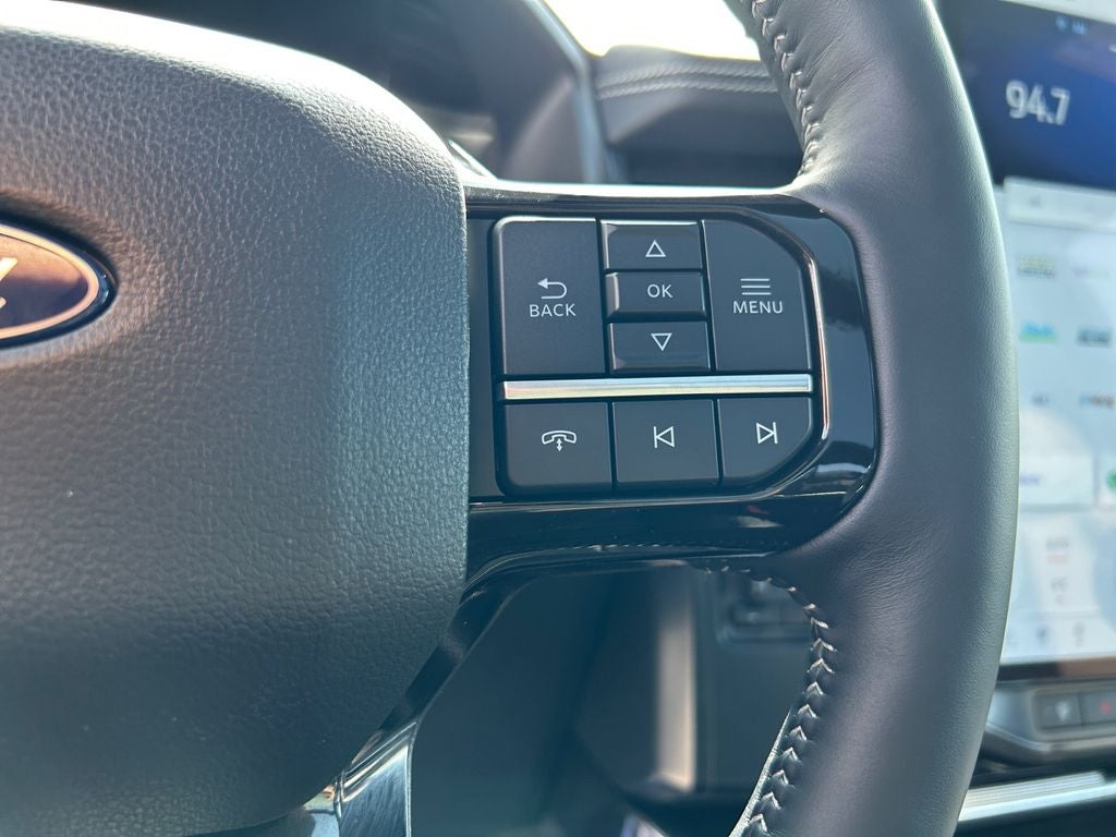 2025 Ford F-150 Lightning Platinum