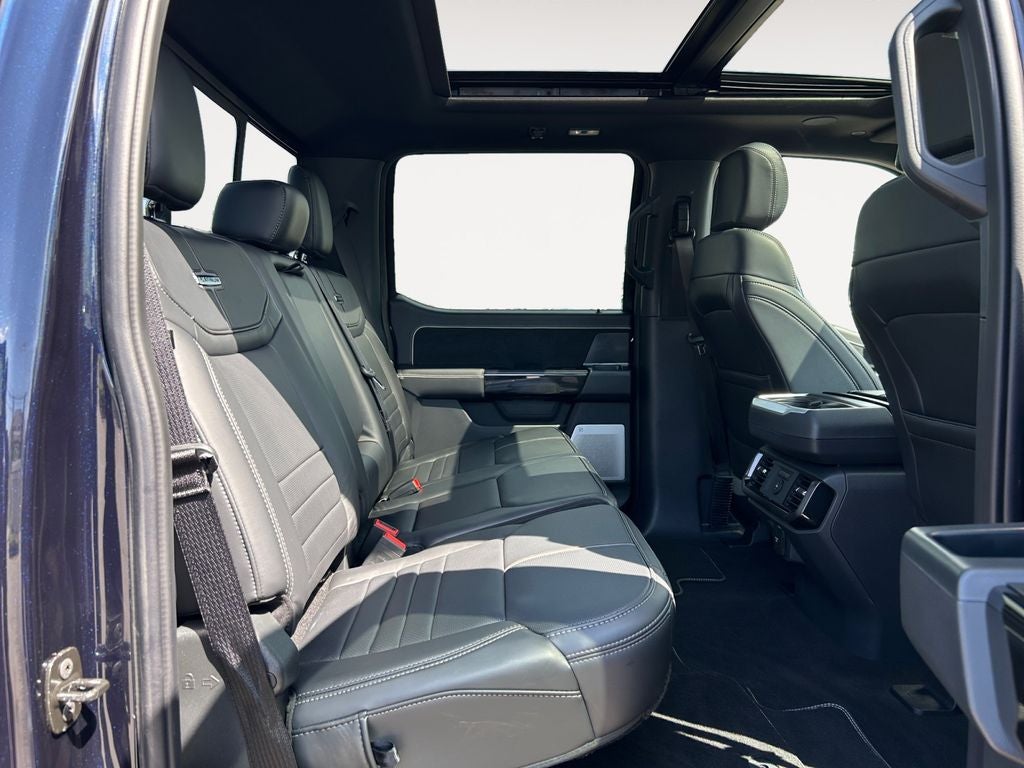 2025 Ford F-150 Lightning Platinum