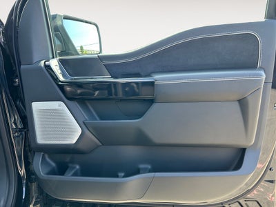2025 Ford F-150 Lightning Platinum