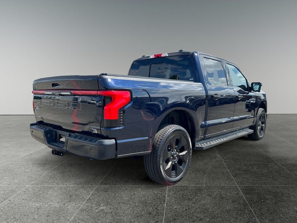 2025 Ford F-150 Lightning Platinum