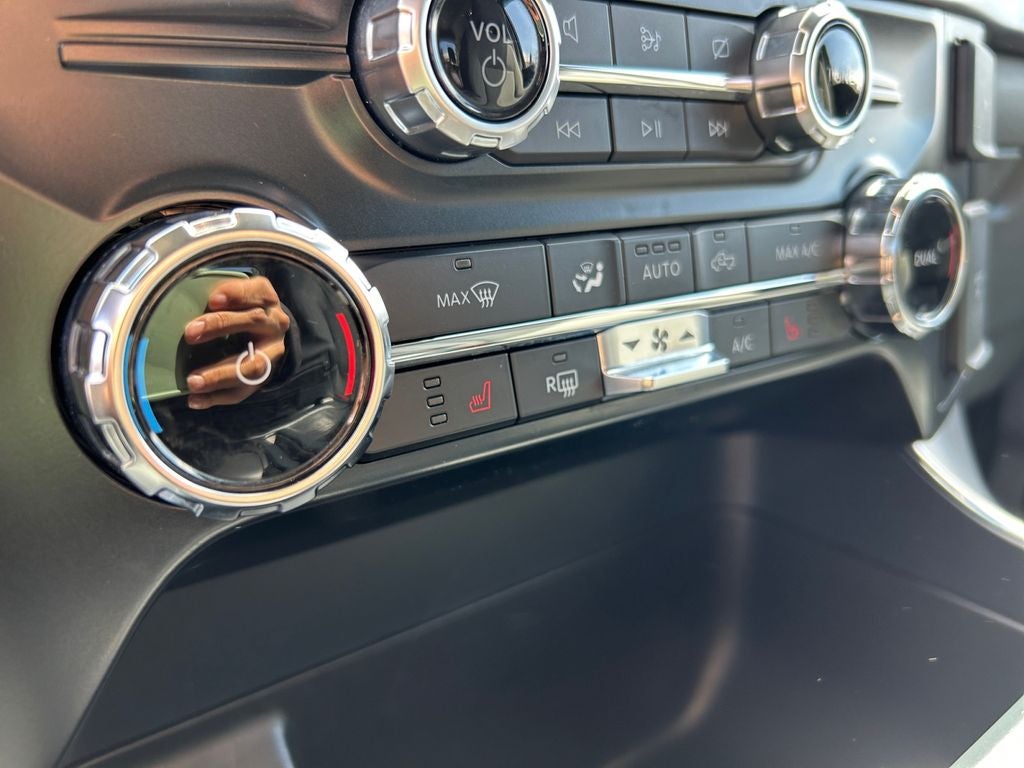 2024 Ford F-150 Lightning XLT
