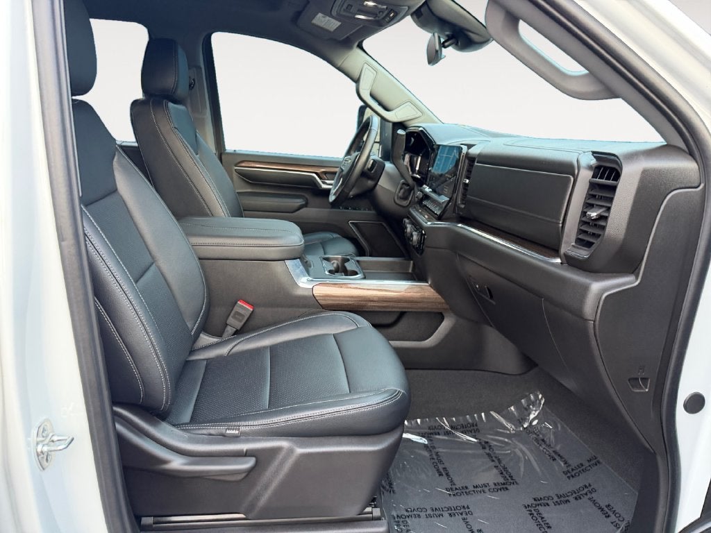 2025 Chevrolet Silverado 3500HD LT