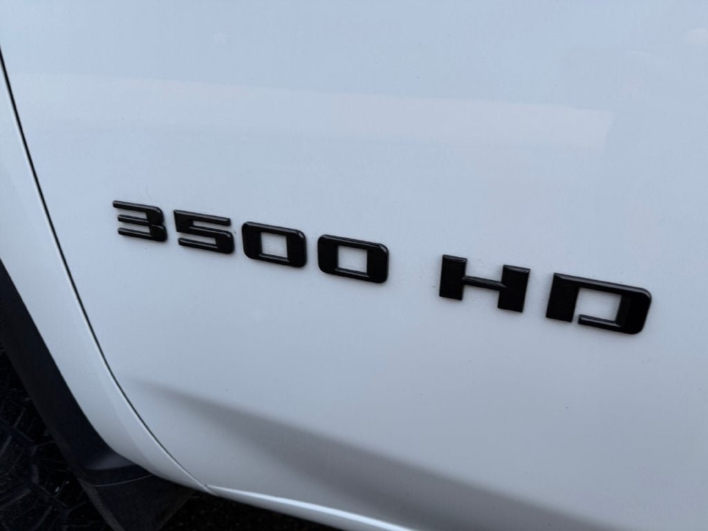 2025 Chevrolet Silverado 3500HD LT