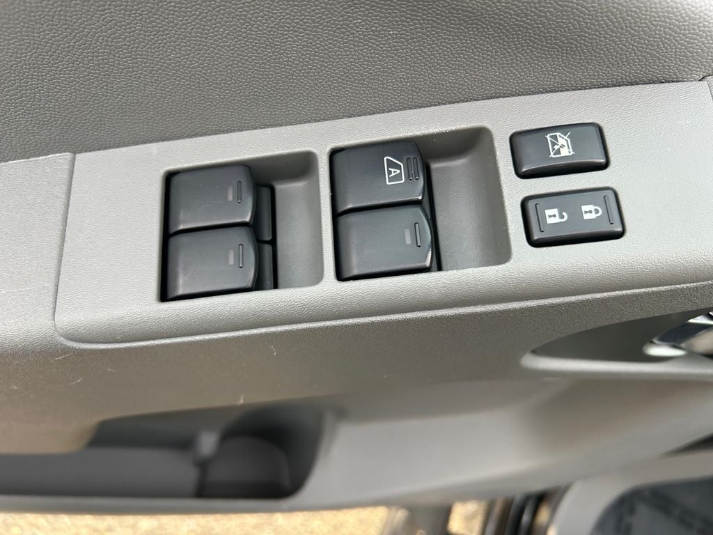 2021 Nissan Frontier SV