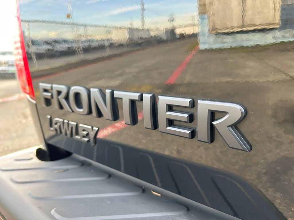 2021 Nissan Frontier SV