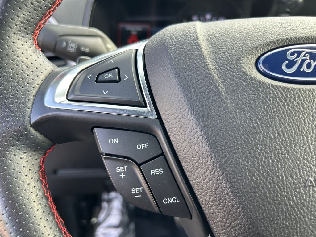 2022 Ford Edge ST Line