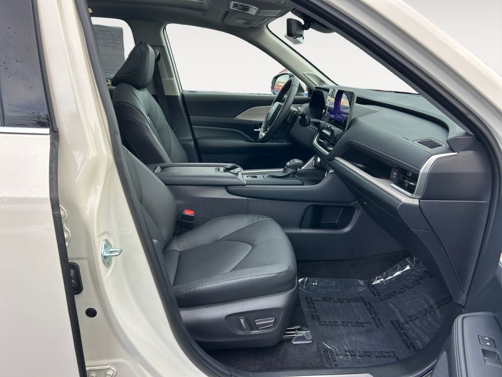 2024 Toyota Grand Highlander Platinum