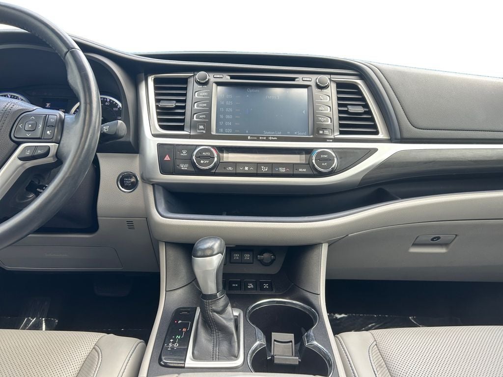 2018 Toyota Highlander Limited Platinum