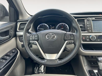 2018 Toyota Highlander Limited Platinum