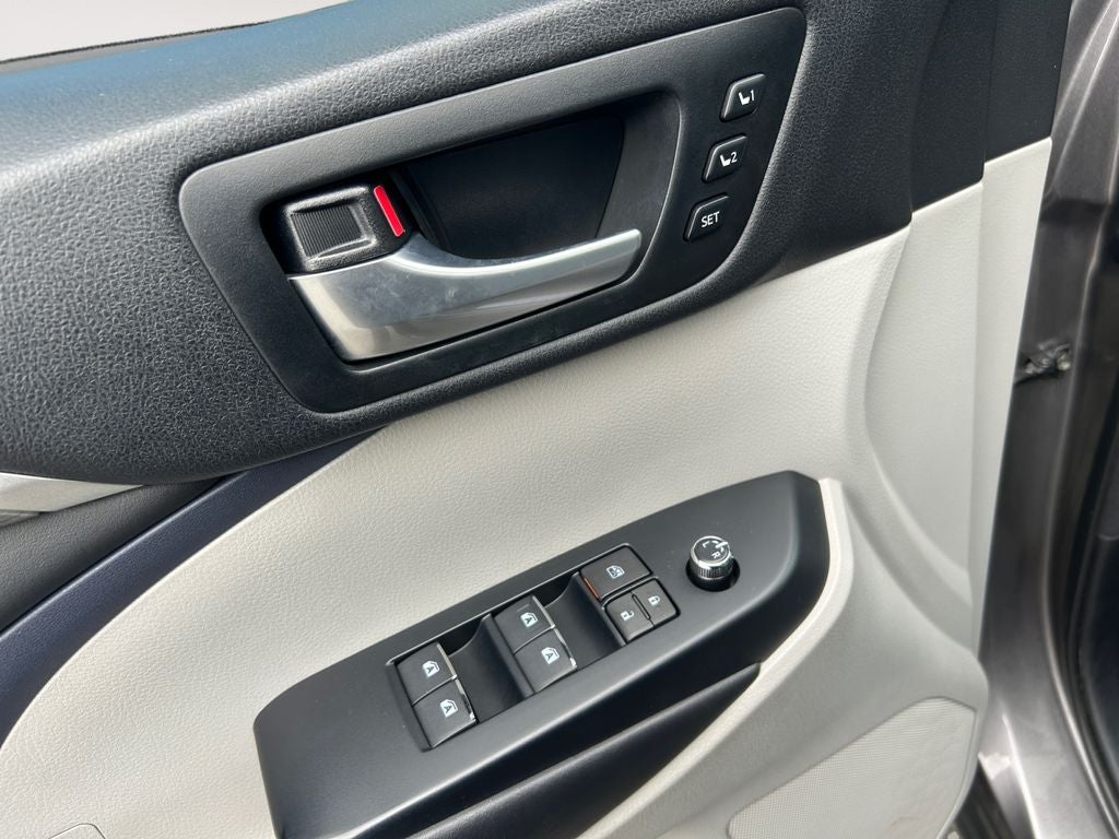2018 Toyota Highlander Limited Platinum