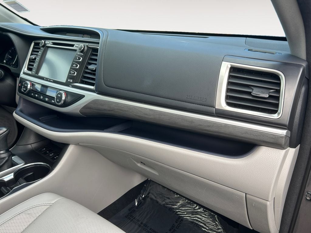 2018 Toyota Highlander Limited Platinum