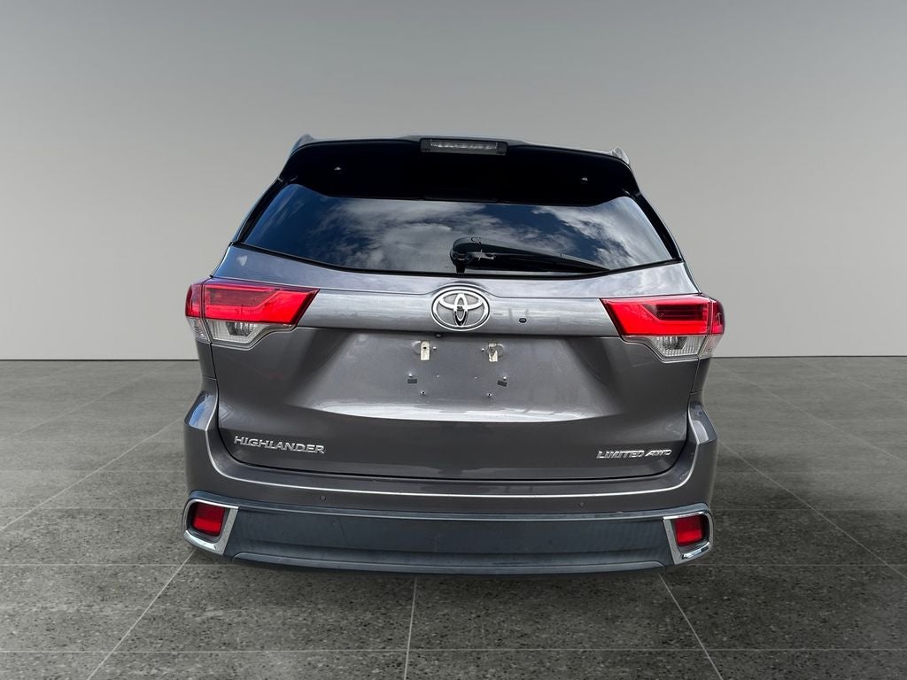 2018 Toyota Highlander Limited Platinum