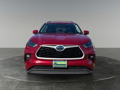 2022 Toyota Highlander Hybrid XLE
