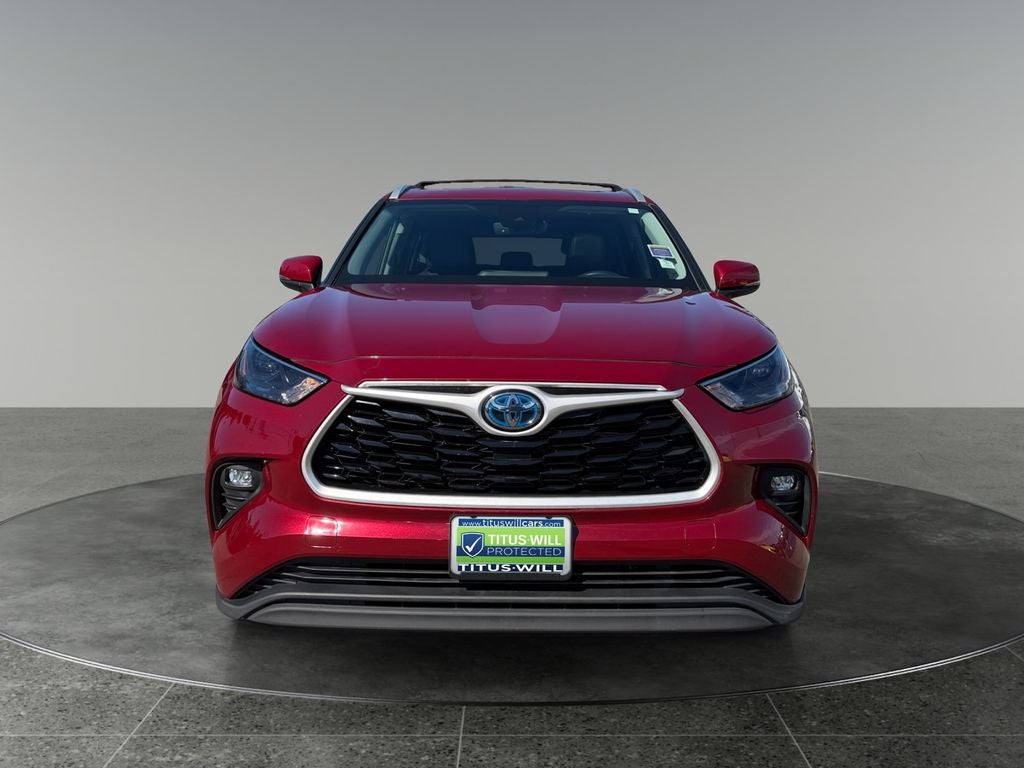 2022 Toyota Highlander Hybrid XLE