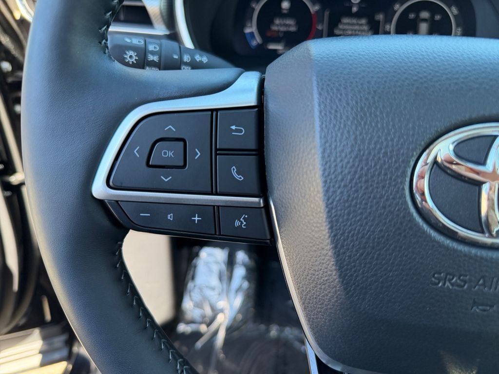 2024 Toyota Highlander Platinum