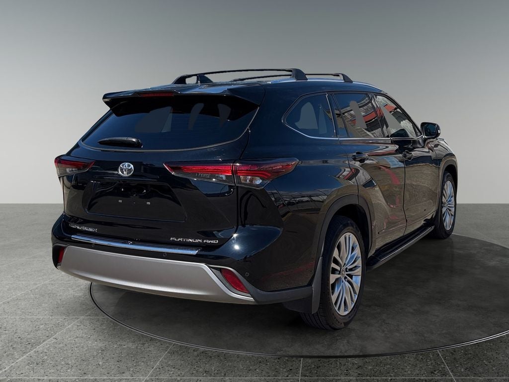 2024 Toyota Highlander Platinum