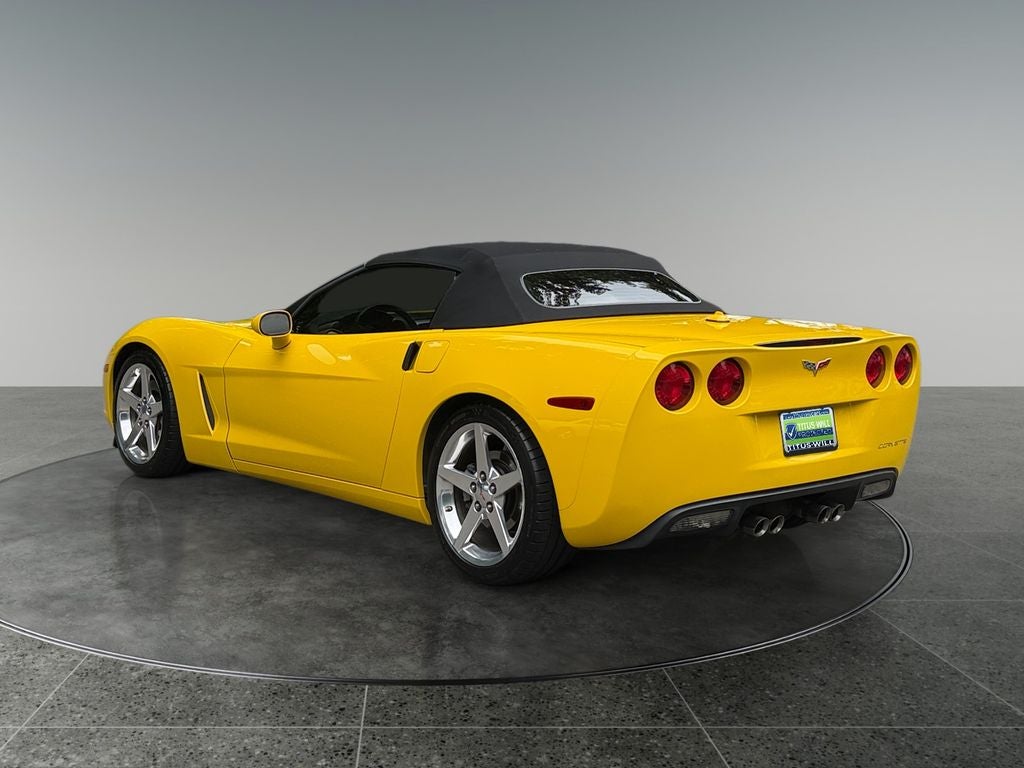 2005 Chevrolet Corvette Base