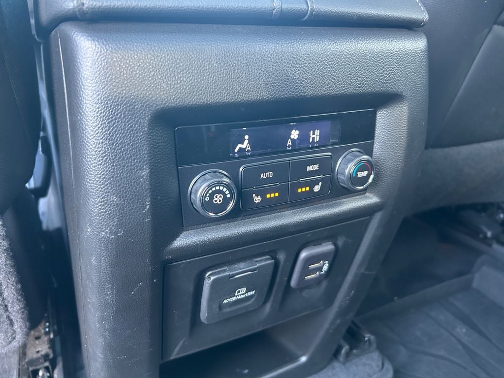 2023 Chevrolet Traverse High Country