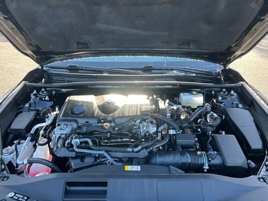 2022 Toyota Camry Hybrid XLE