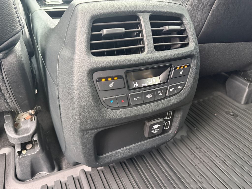 2023 Honda Passport Elite