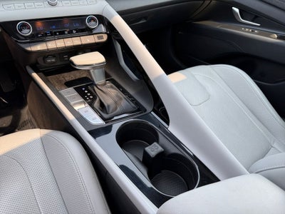 2021 Hyundai Elantra Limited