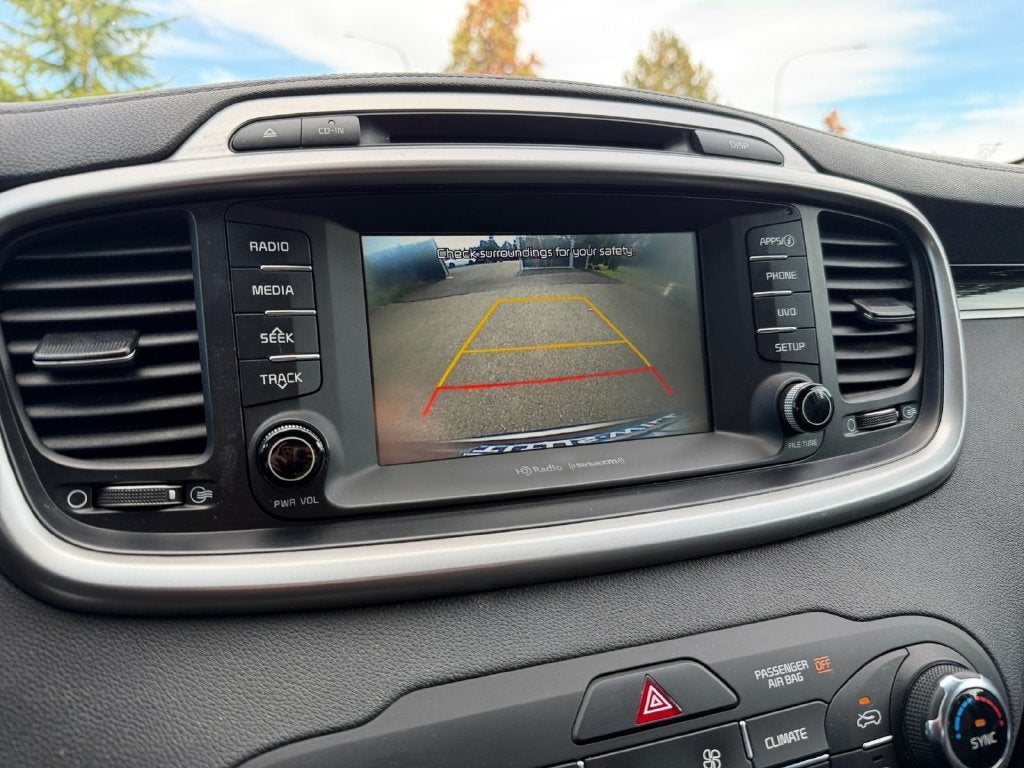 2017 Kia Sorento LX