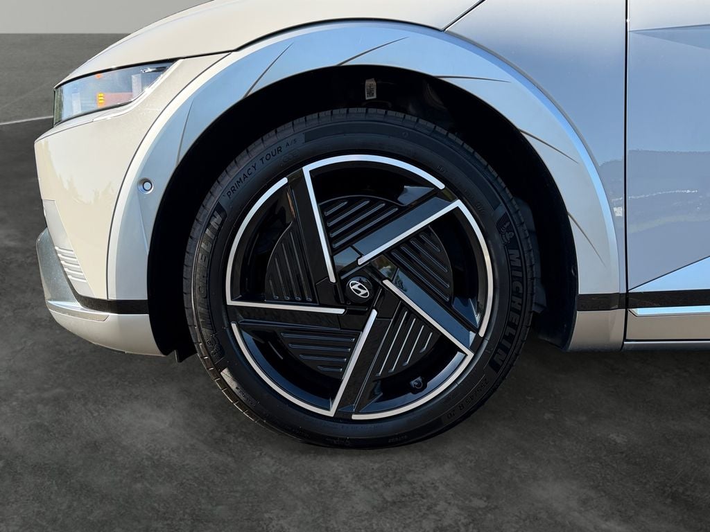 2025 Hyundai IONIQ 5 Limited