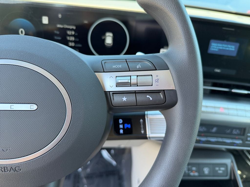2025 Hyundai Kona Electric SE
