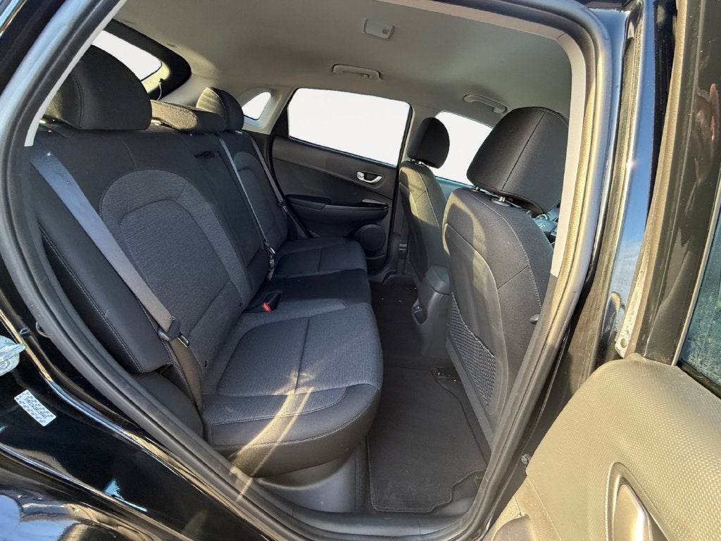 2023 Hyundai Kona Electric SE