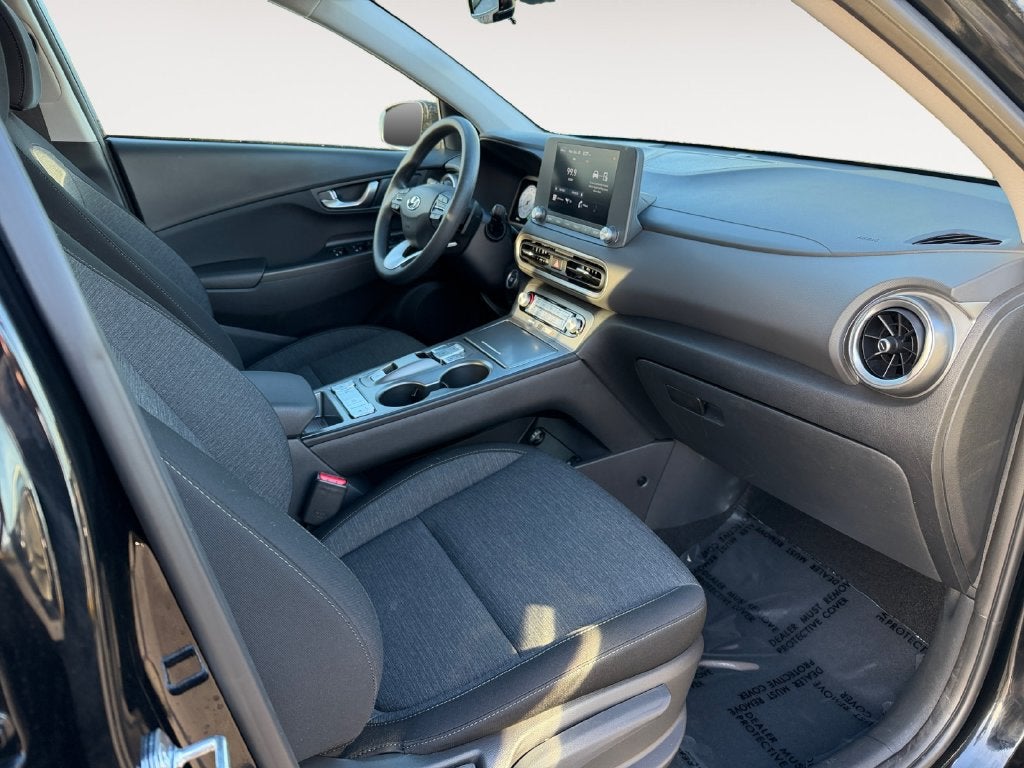 2023 Hyundai Kona Electric SE