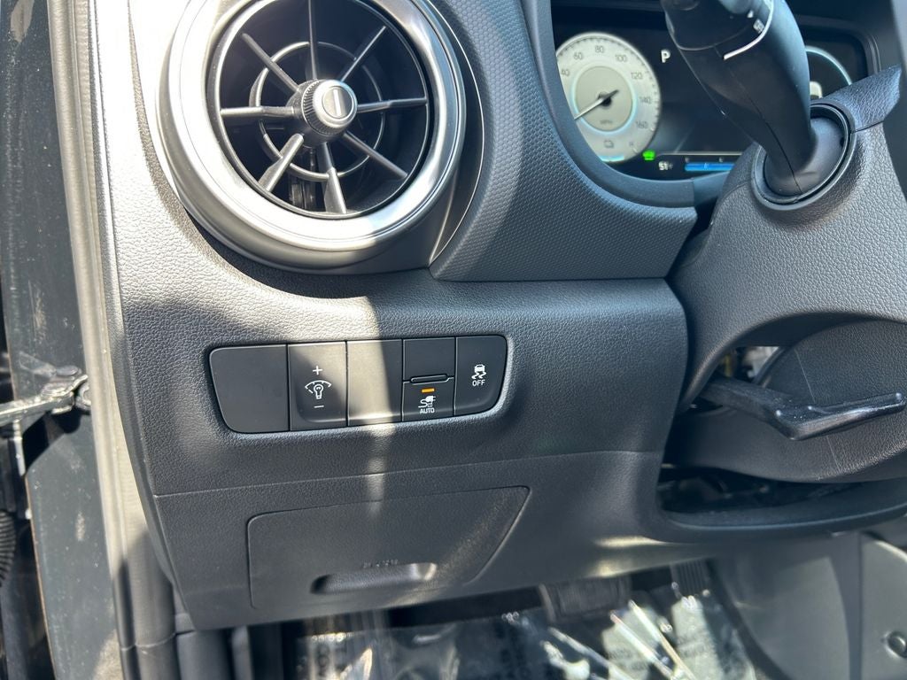 2023 Hyundai Kona Electric SEL