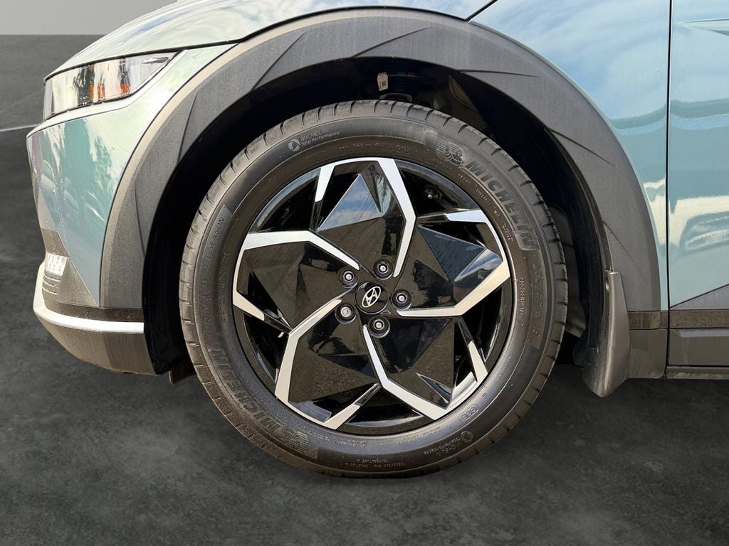 2024 Hyundai IONIQ 5 SE