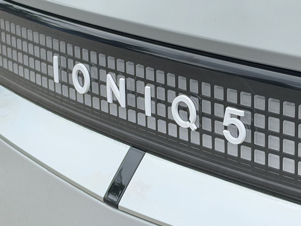 2024 Hyundai IONIQ 5 Limited