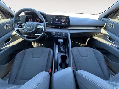 2021 Hyundai Elantra SE