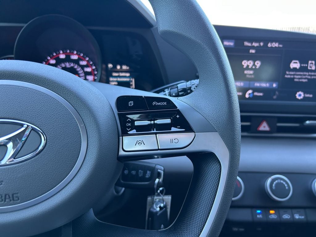 2021 Hyundai Elantra SE