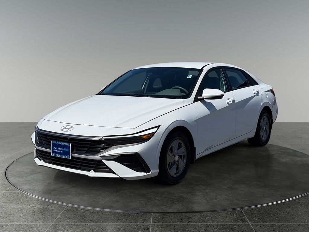 2025 Hyundai Elantra SE