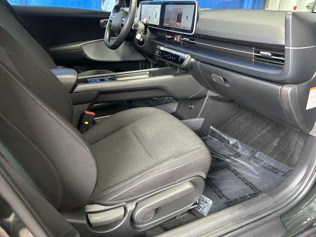 2024 Hyundai IONIQ 6 SE