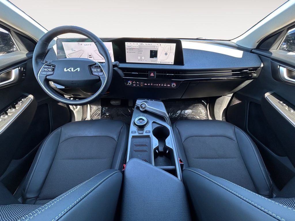 2024 Kia EV6 Light
