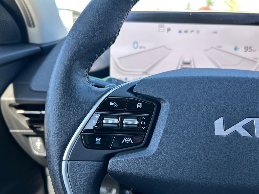 2024 Kia EV6 Light