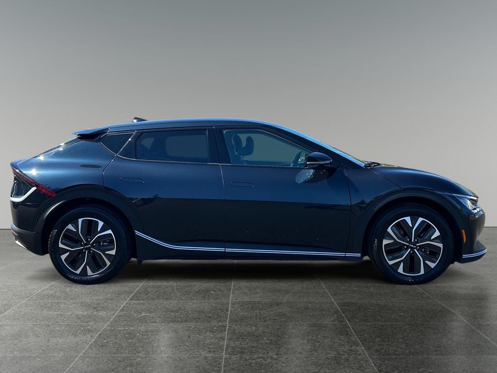 2024 Kia EV6 Light