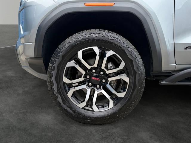 2025 GMC Canyon AT4