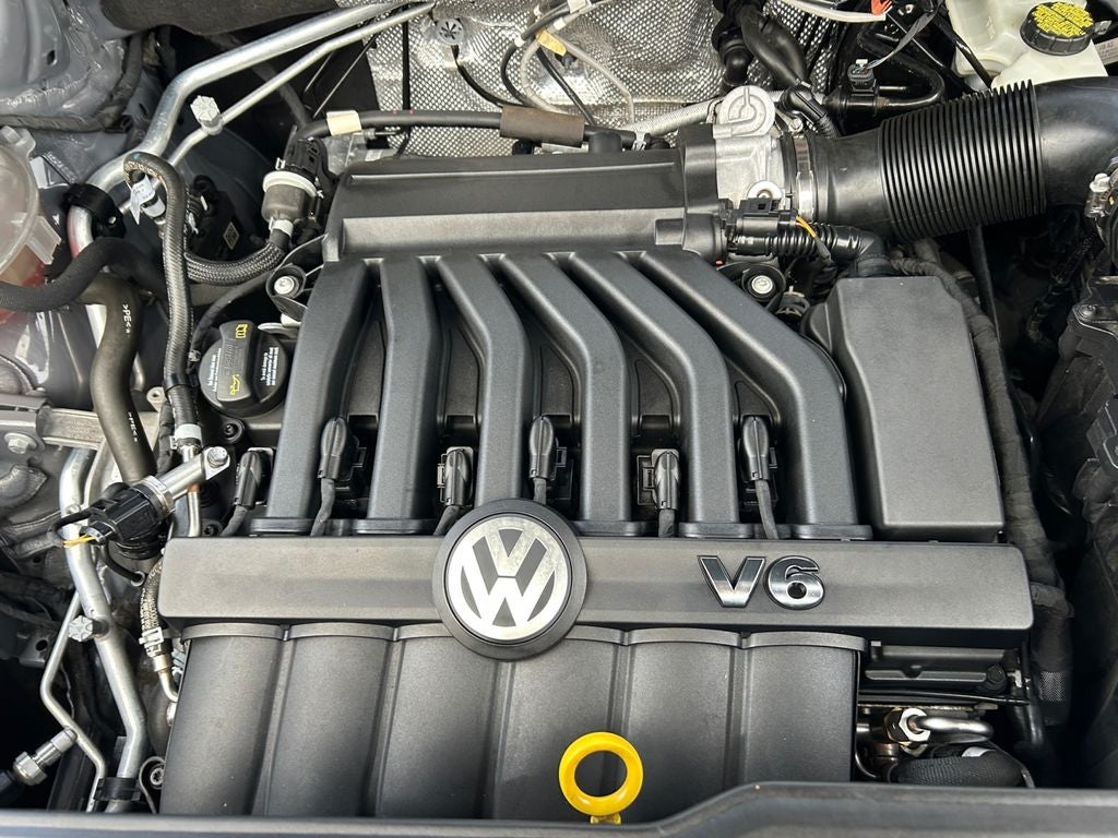 2021 Volkswagen Atlas Cross Sport 3.6L V6 SEL Premium R-Line