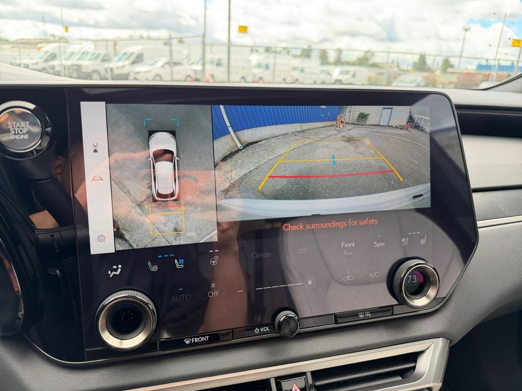 2023 Lexus RX 350 - Photo 17