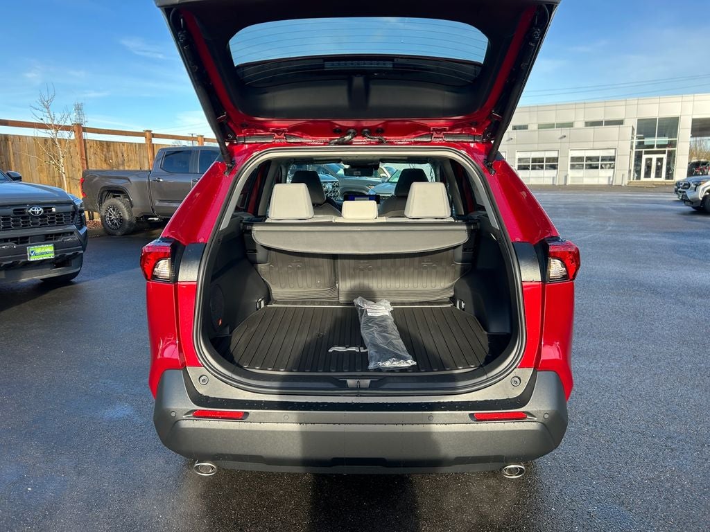 2025 Toyota RAV4 XLE Premium