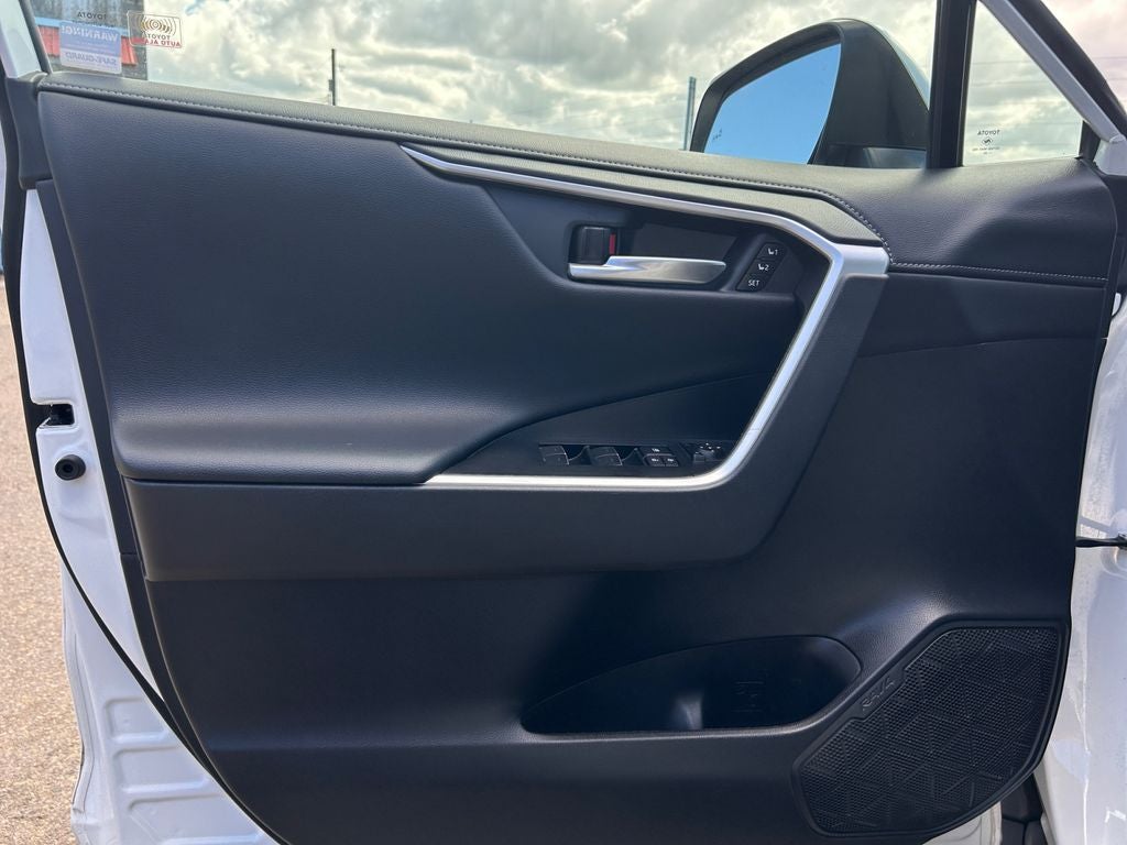 2024 Toyota RAV4 Limited - Photo 21