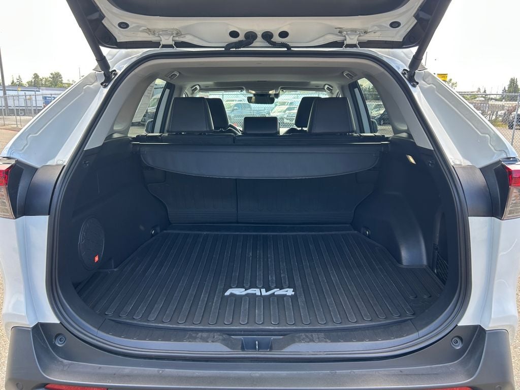 2024 Toyota RAV4 Limited - Photo 23