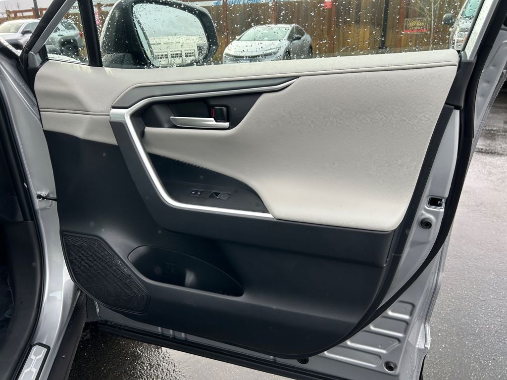 2025 Toyota RAV4 Limited