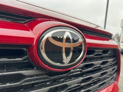 2025 Toyota RAV4 XLE